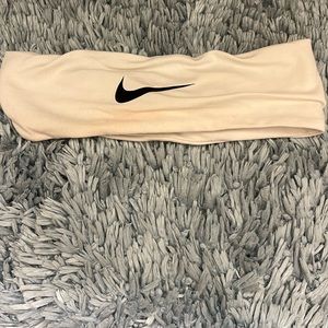 Nike headband